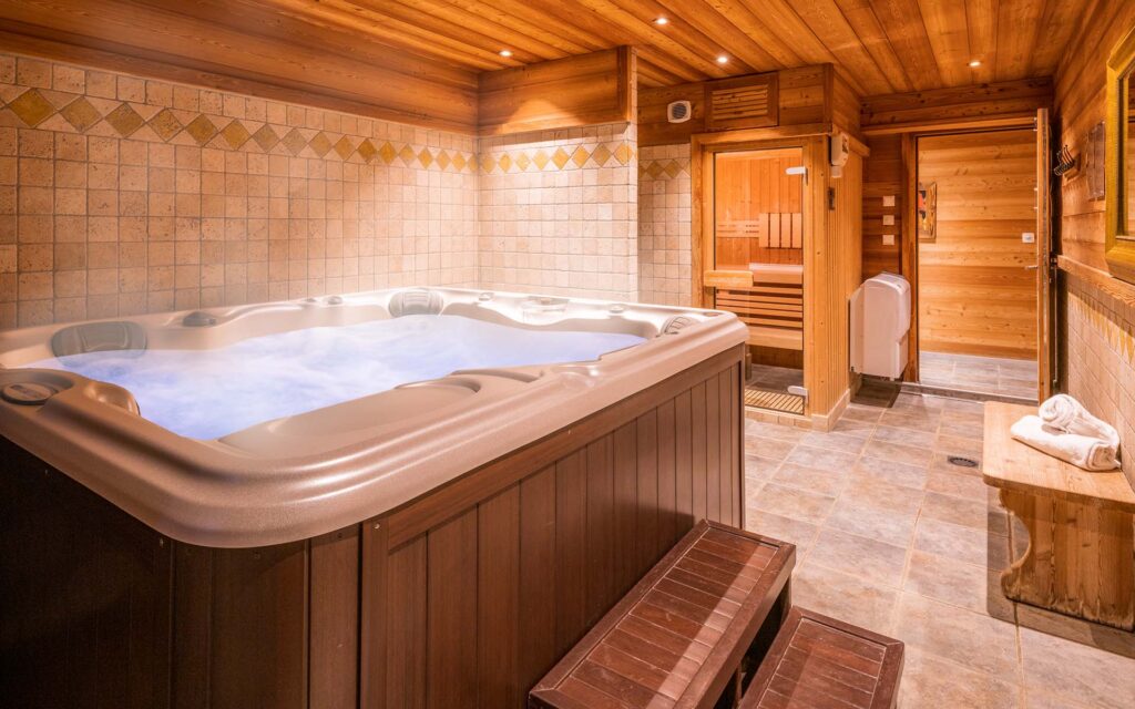 Chalet Le Manoir Luxury Ski Chalet Alpe d'Huez France 1.