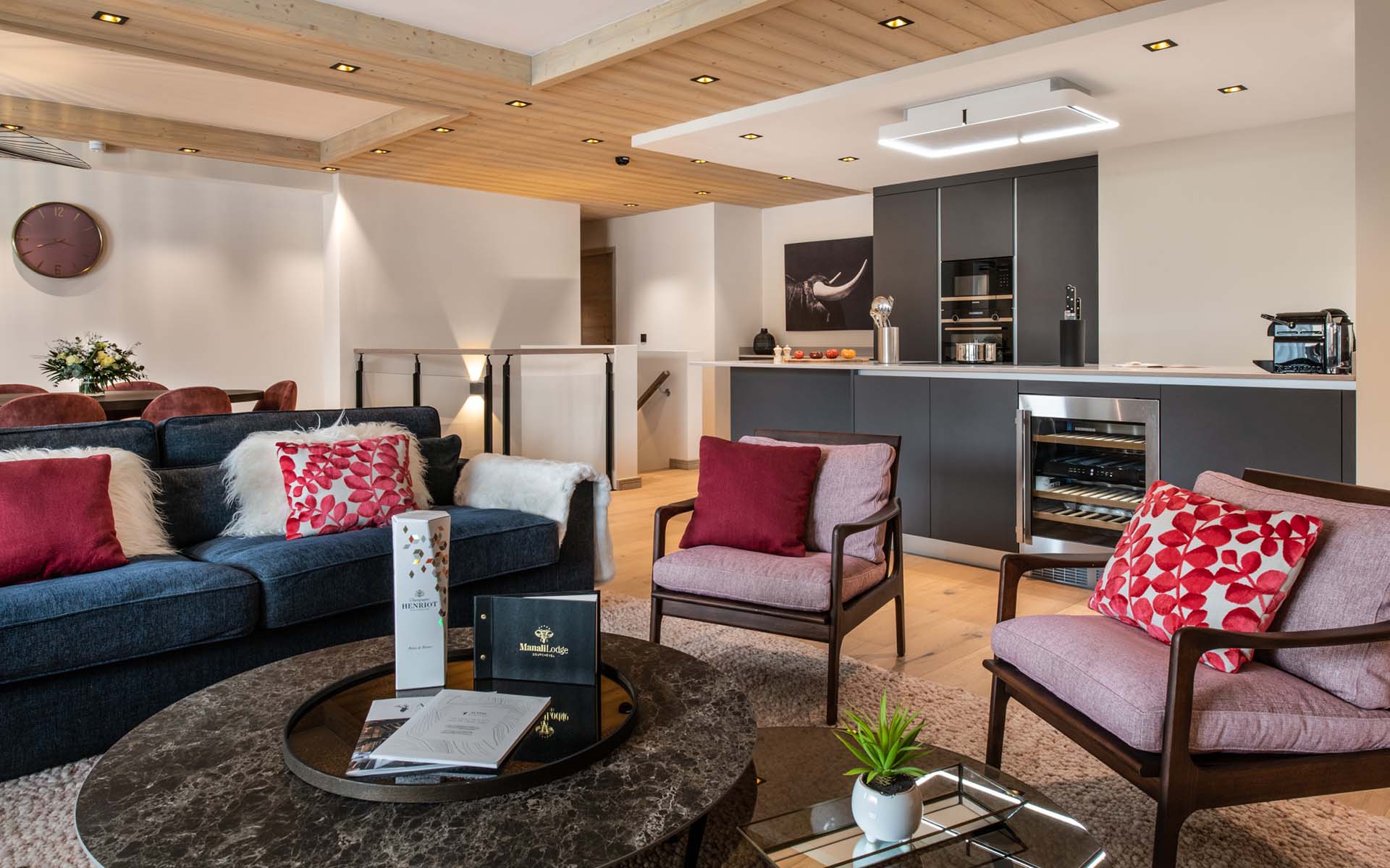 Kula Suite Manali Lodge, Courchevel 1650