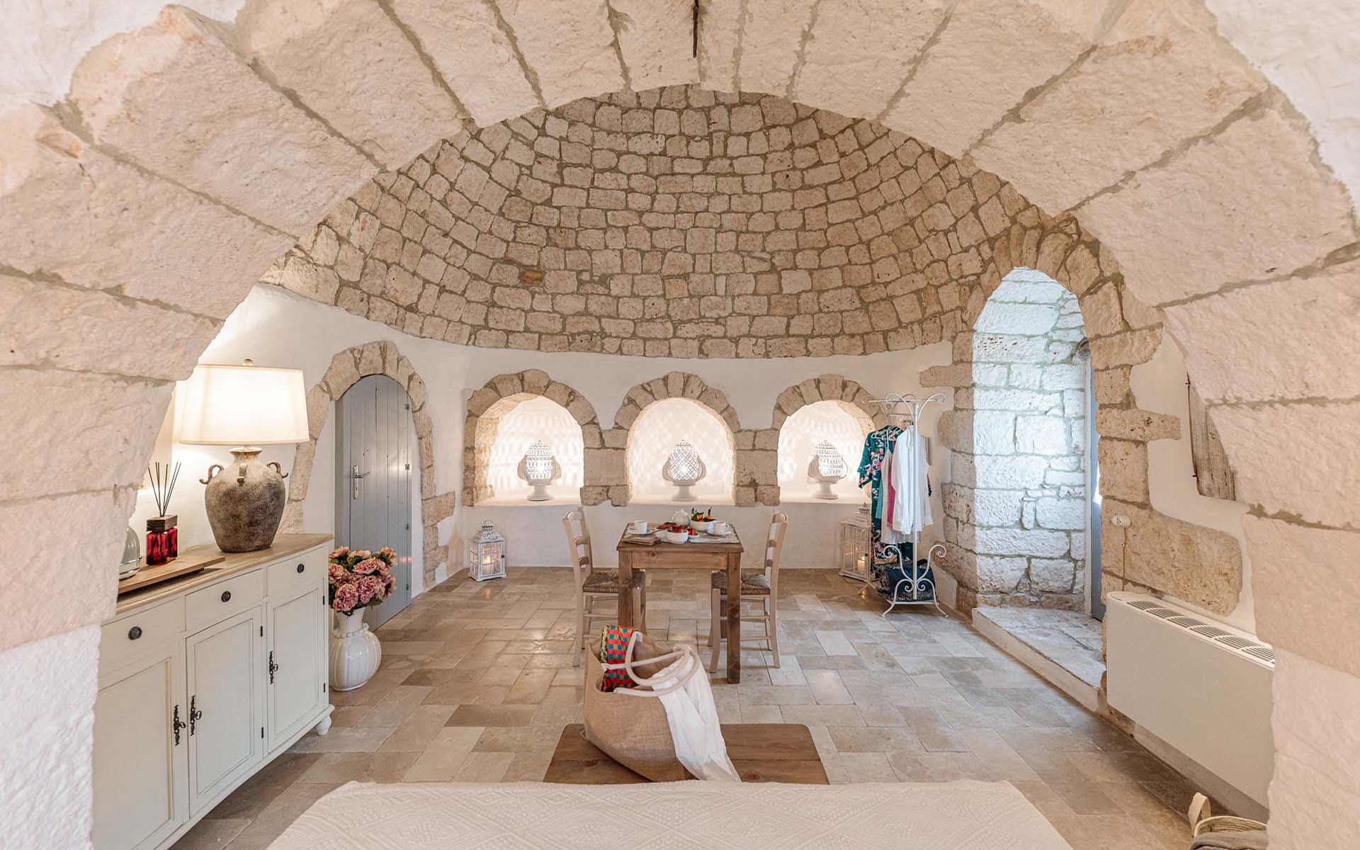 Masseria Le Monache, Puglia