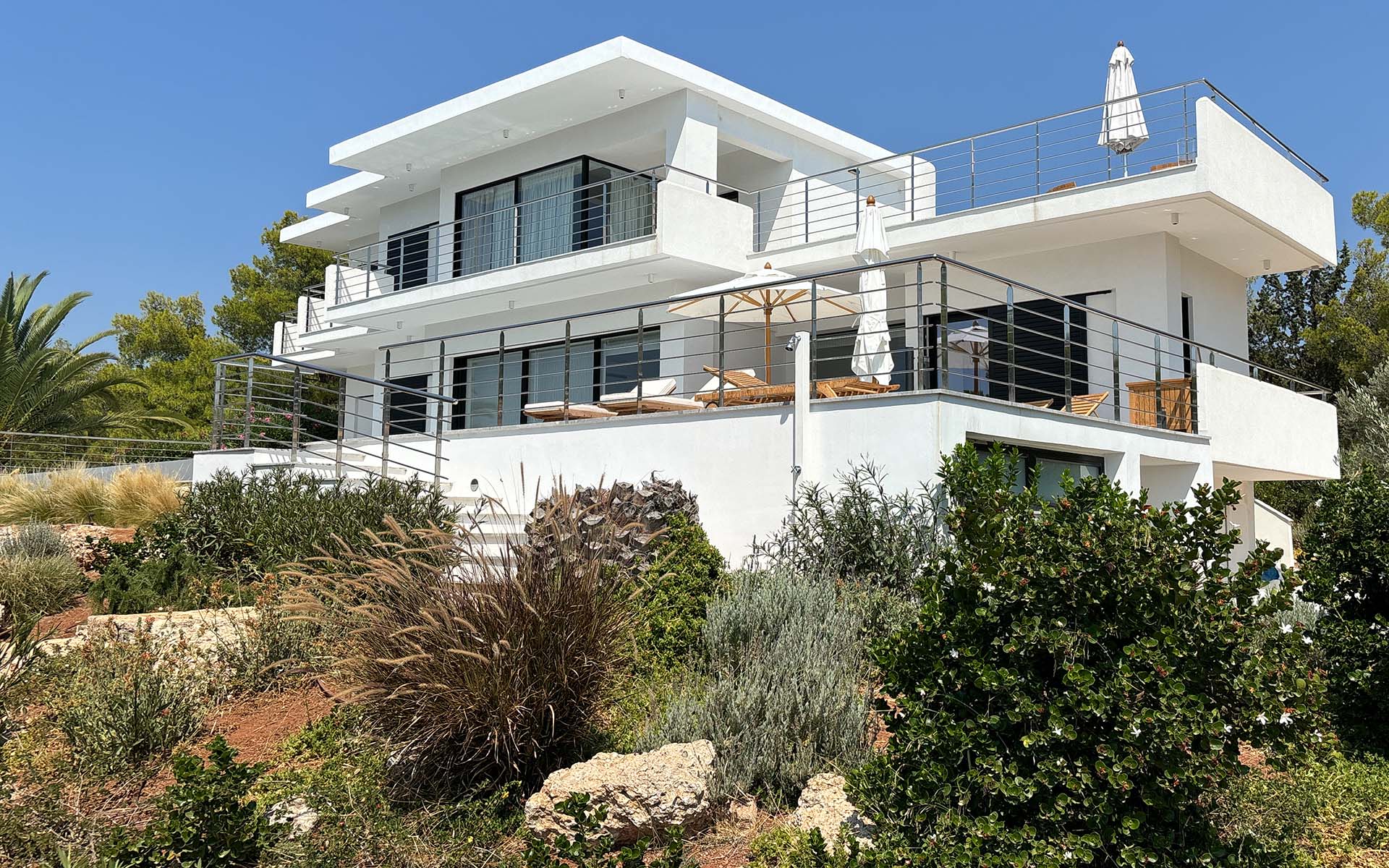 Kilada on the Rocks, Porto Heli