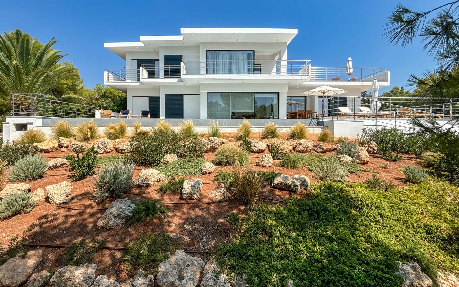 Kilada on the Rocks, Porto Heli
